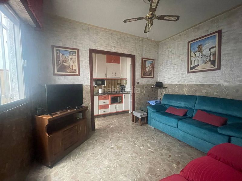 Foto fe187c4a-b3d4-493d-8b35-5bbec664e6e8. Casa amb aparcament a Torredonjimeno