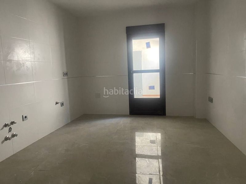 Foto da18cb8a-e6bd-40ad-b046-5bb73c6fb380. Dúplex amb aparcament a Torredonjimeno