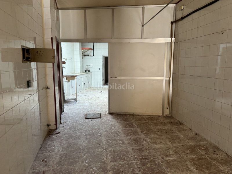 Foto 533f76ce-17e4-4bbe-81c1-d719989f2c34. Local comercial a larga 25 a Andújar