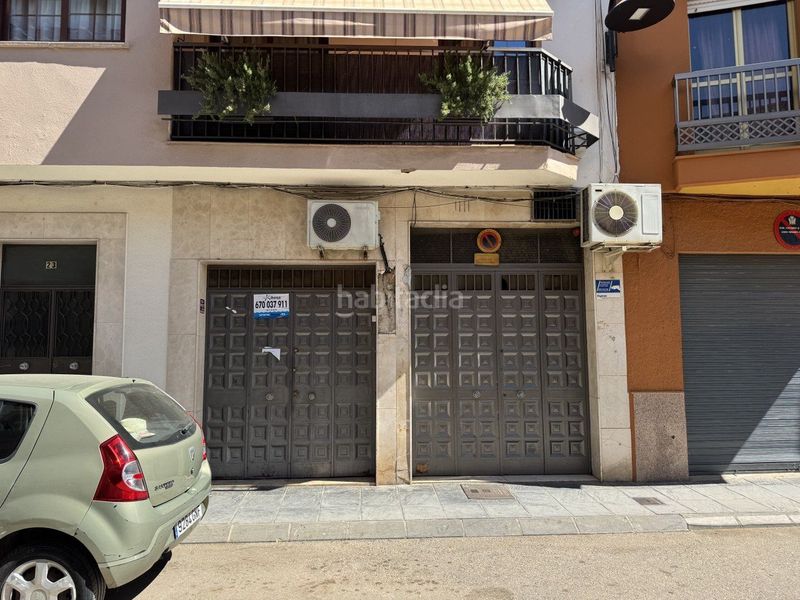 Foto acd555bf-cfdb-48a3-a974-32c79e47cbb3. Local comercial a larga 25 a Andújar