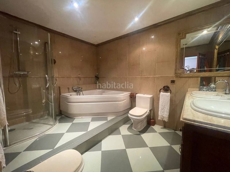 Foto 81c77342-de16-4947-b5d8-e456a0fe8a96. Casa amb aparcament a Torredonjimeno