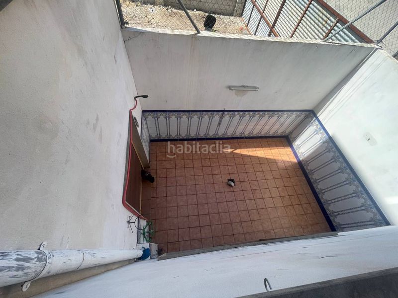 Foto fb467079-832e-4e4b-9ccf-0d2009bb8ce3. Casa amb aparcament a Torredonjimeno