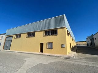 Lloguer Nau industrial a De jaen 115. Nave industrial en alquiler en torredonjimeno, 1 dormitorio.