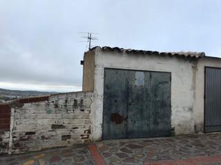 Casa a Cojos 21. Casa en venta en martos, 4 dormitorios.