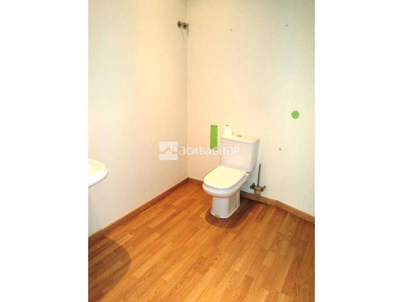 Foto 3cf1e591-dd97-424a-bcdb-4dcbeff56676. Alquiler local comercial  en alquiler en zona mutua en Rubí