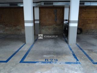 Aparcament cotxe  Bartrina. Plazas de parking en venta en avda. de lestatut
