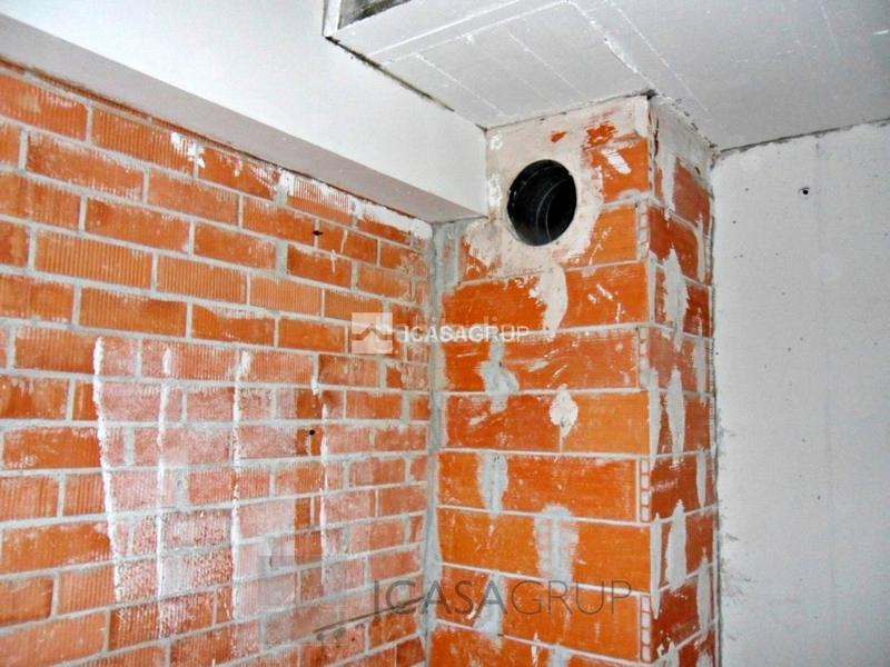 Foto f9c2a57b-2ddb-4d2e-a4eb-f6f8938a0336. Business premise in onze de setembre 92 in Creu Alta Sabadell