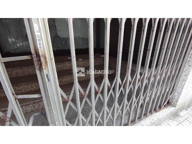 Foto b6549bb0-4140-4412-9507-cec30f86626a. Geschäftsraum in Mercat Rubí