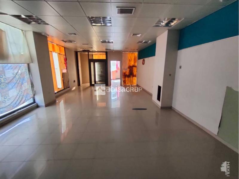 Foto 63d2c8fc-447d-43f8-9a82-7e72650f41b7. Local comercial a nuestra señora de lourdes 65 a Rubí