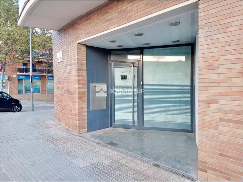 Foto 289a6aa5-b346-46cb-9332-0655dcadcd19. Local comercial  en Castellbisbal