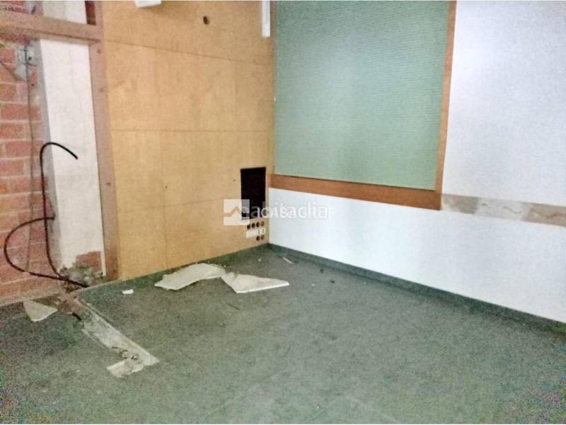 Foto 46cb0672-81be-46bb-a1d3-016c5046e729. Local comercial  en Castellbisbal