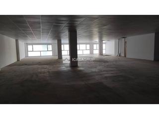 Business premise in Roquetes-Can Magí. Locales, nave y oficinas en venta  edificio collserola, sant cug