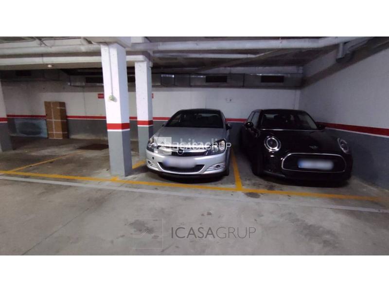 Foto 0a297210-e8ed-4503-99a9-36f185dbe989. Aparcament cotxe a Ca n´Oriol Rubí