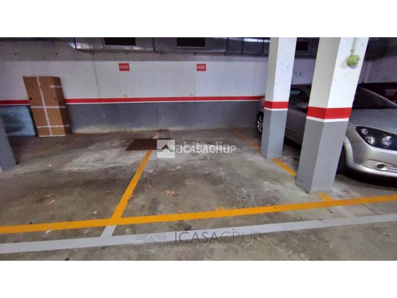 Foto 451350c4-2d6b-4464-a045-91d34cc50d23. Aparcament cotxe a Ca n´Oriol Rubí