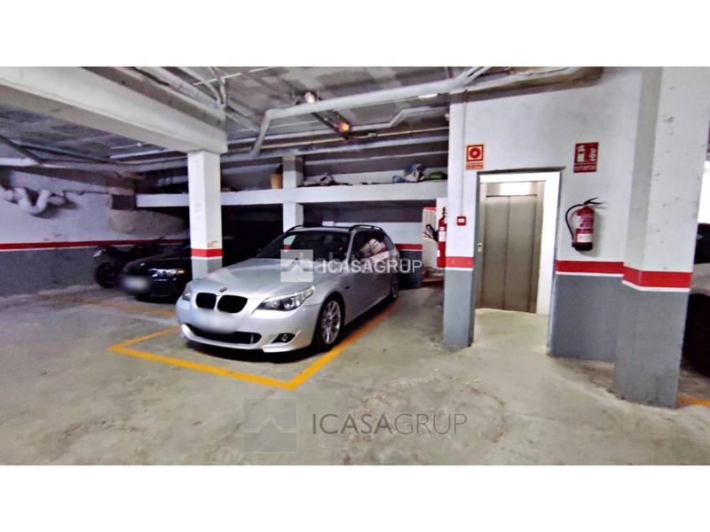 Foto 4b0f14ed-bd2f-458a-be99-2e20c2f3c2d4. Aparcament cotxe a Ca n´Oriol Rubí