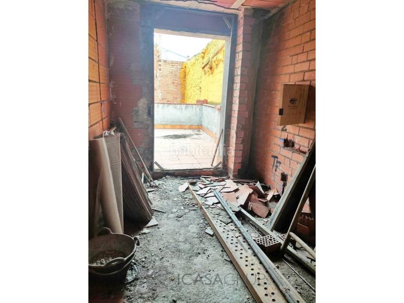 Foto b13d229c-9a09-4145-9f7c-d720830c246a. Casa a schiera in sant isidre 26 in Centre Rubí