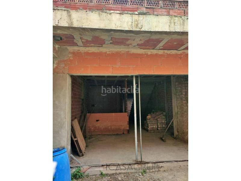 Foto b3f15ebb-b82e-450e-ae94-85b8cdba7651. Casa a schiera in sant isidre 26 in Centre Rubí