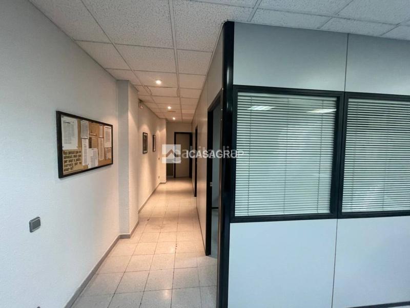 Foto 5e5f2208-3eda-4c67-8c21-81dc59c97e15. Geschäftsraum in Ca n´Oriol Rubí