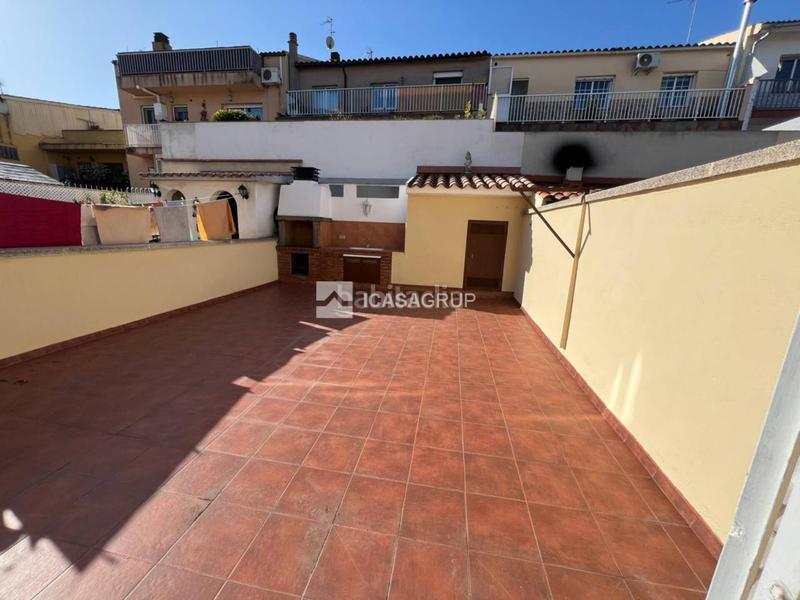 Foto 0b3612a9-0926-48f3-8ecb-a3d432ed4017. Casa adosada casa en venta en ca noriol, en La Serreta Rubí