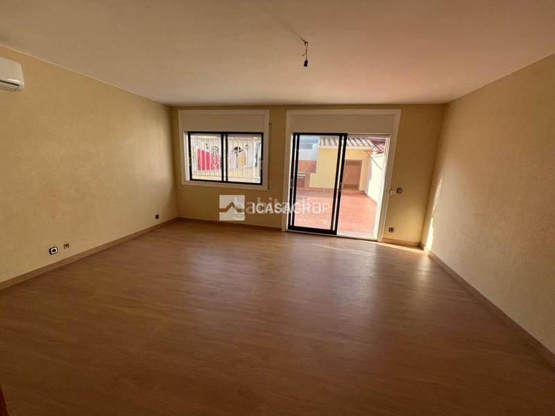 Foto 56d5ffcf-73be-42b8-81f7-c0bb1bfc072e. Casa adosada casa en venta en ca noriol, en La Serreta Rubí