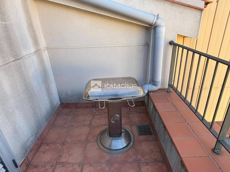 Foto a6ca3cca-e678-41af-8d1b-bf2b521ffaee. Dúplex amb calefacció aparcament a San Pere Terrassa
