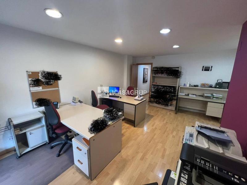 Foto 255a2f51-1f4d-4d51-814f-0ebd6fb9d7d4. Flat with parking in Centre - Estació Sant Cugat del Vallès