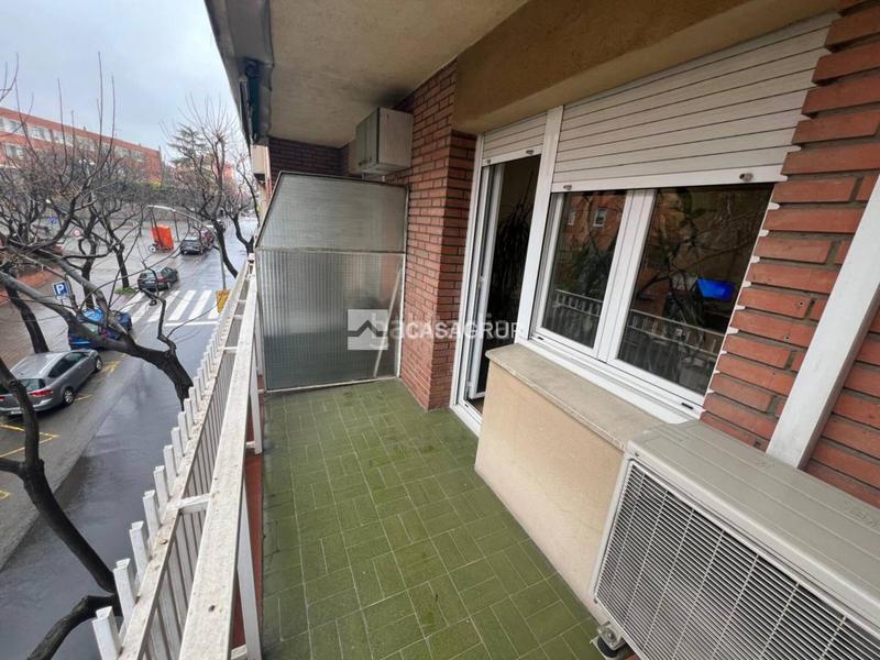 Foto f19a20ca-b165-48f0-b559-fd941f3f948b. Flat with parking in Centre - Estació Sant Cugat del Vallès