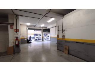 Lloguer Local Comercial a Estatut 20. Local comercial en alquiler en rubí