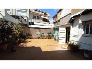 Pis  Sant gaietà. Piso en venta en rubí.
