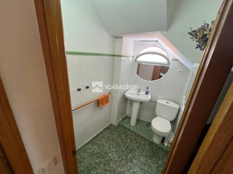 Foto aaa30e3d-e512-42e6-9350-2fb2d6b4f8b5. Ático venta ático dúplex esquinero en zona nord en Rubí