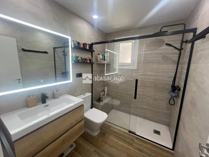 Foto 329bdd03-ab5a-41b5-a6d6-cb18ce4fdfca. Piso  reformado integralmente en venta en la serreta, ! en Rubí