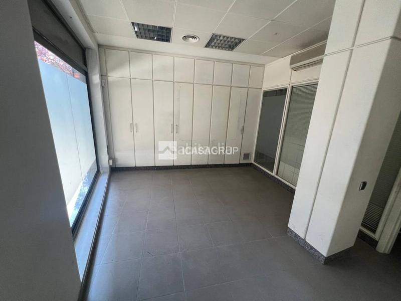 Foto 084ee816-88d9-44b8-8cb2-f7be4460ceec. Local comercial oficina local en planta baja av. catalunya en Sant Cugat del Vallès