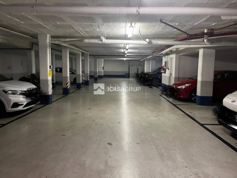 Foto ebc28938-171d-4e63-8eaf-1c4525e01000. Affitto posto auto in Eixample Sant Cugat del Vallès