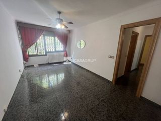 185.000 € — Piso Calle Miquel Servet