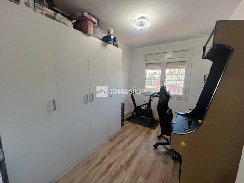 Foto 9105bf74-6e89-4943-9e69-76917607a78b. Maison avec chauffage parking piscine dans Can Vallhonrat Rubí