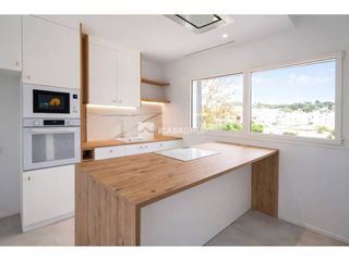 Pis  Calle moss�n parramon. Piso en venta en les fonts