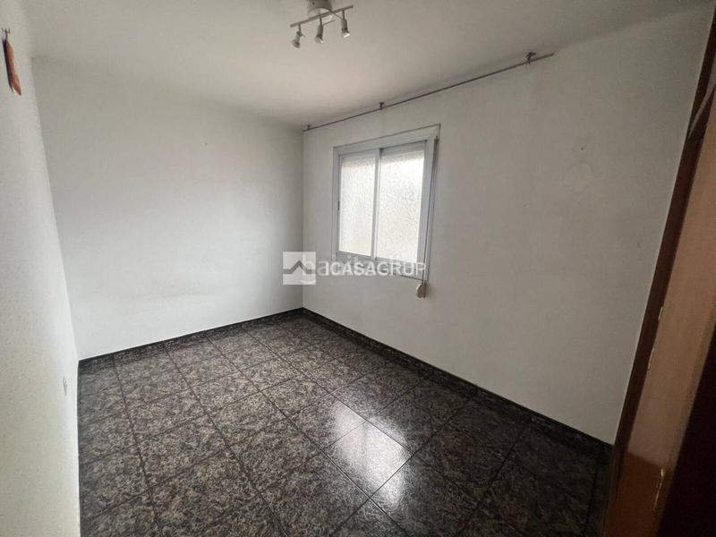 Foto b94de9b8-cb4c-4a06-857b-26b76e33ed50. Pis a Progrés Rubí