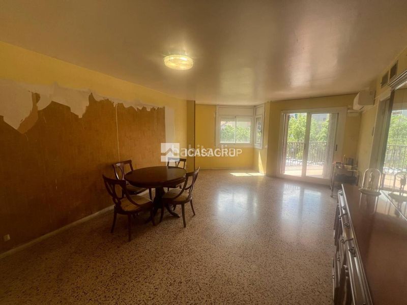 Foto f49aa369-a266-4b1d-b63c-f6836567401a. Pis a Centre Rubí