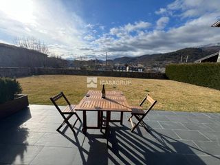 Haus  Calle serrat plá de tomet. Casa unifamiliar en venta en bellver de cerdanya