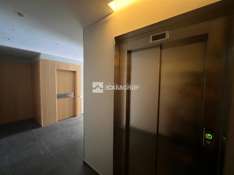 Foto 96568732-9083-4dfe-86c3-793f0ae65d5e. Aparcament cotxe a Covadonga Sabadell