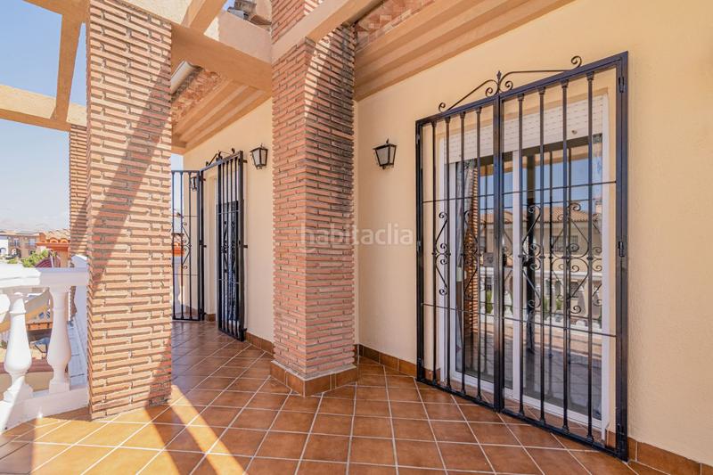 Foto 08cb312e-6219-4b64-a750-210e39981135. Chalet  en venta en urbanizaciones, 5 dormitorios. en Cúllar Vega