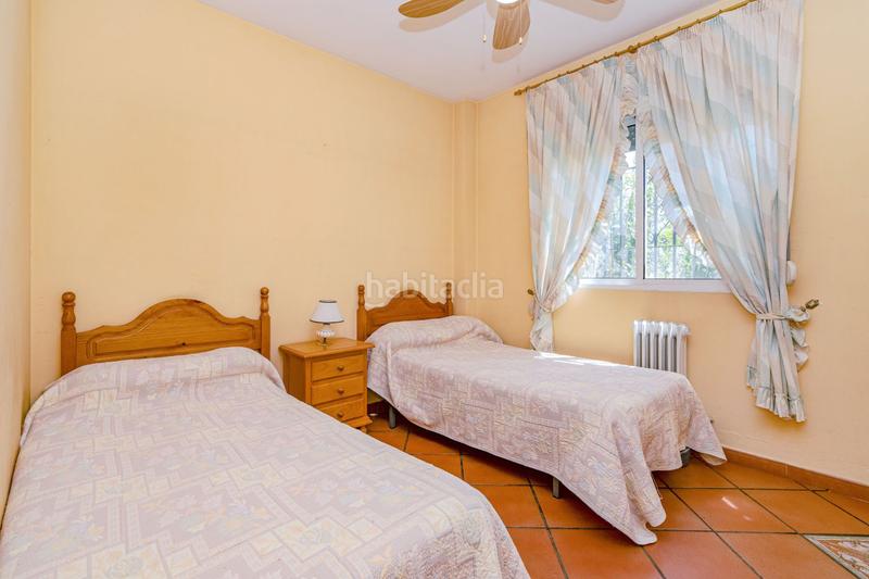 Foto 3c9c1774-ebc3-46a9-b184-b6ed1a0652cb. Chalet  en venta en urbanizaciones, 5 dormitorios. en Cúllar Vega