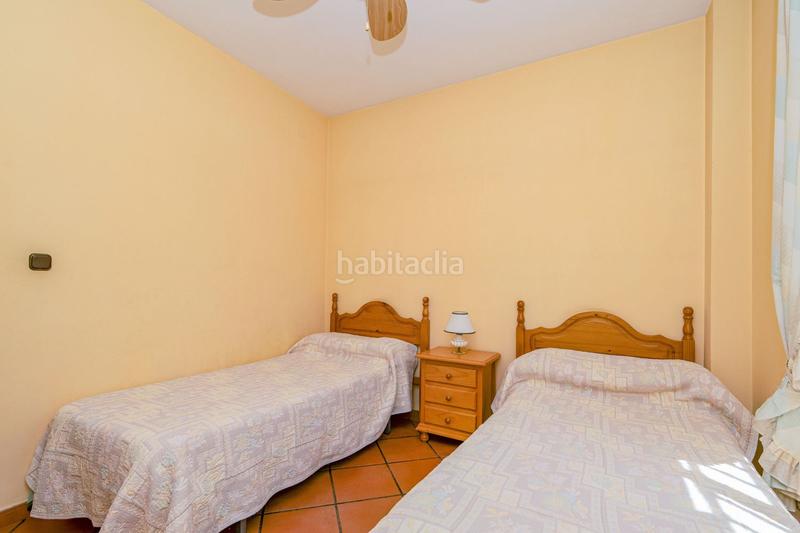 Foto 7be98740-0dbe-4cf0-beb8-09cb885385d1. Chalet  en venta en urbanizaciones, 5 dormitorios. en Cúllar Vega