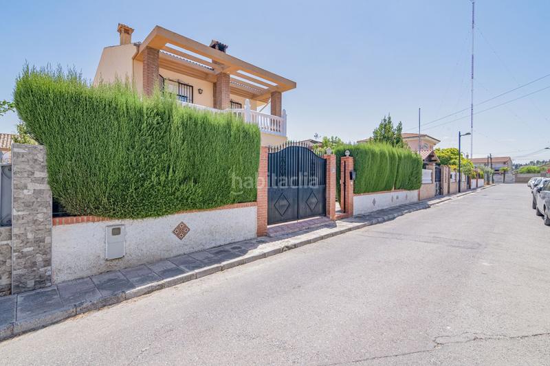 Foto bec44247-6485-44bd-88d4-11b489404f87. Chalet  en venta en urbanizaciones, 5 dormitorios. en Cúllar Vega