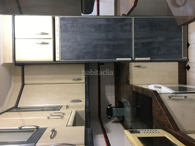 Foto ad082a9f-fc91-44c1-9bc0-0ad88e0fa99d. Alquiler piso  en alquiler en la chana, 3 dormitorios. en Granada