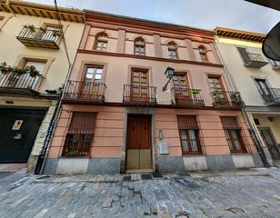 Edificio en Calle solares 12. Edificio de 19 apartamentos todo arrendado, excelente rentabilid