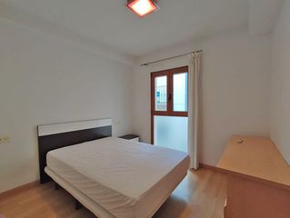 Location Appartement à Calle parra alta de cartuja 1. Piso de dos dormitorios en calle ancha de capuchinos junto al tr