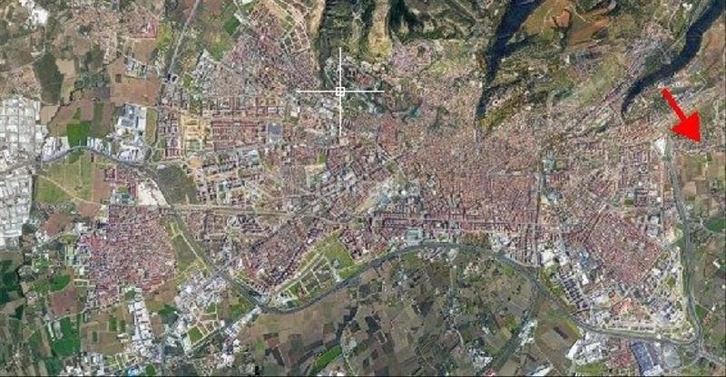 Foto 8f372f80-6044-4ba5-b303-520ee599e061. House in calle acequia 21 in Camino de los Neveros - Serrallo Granada