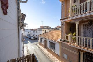 Casa adossada en Calle de san sebastin 7. Ideal como inversion casa en el centro de albolote