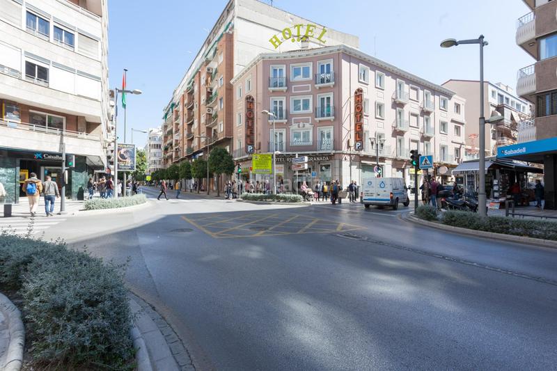 Foto 260b3440-1f8b-4040-82f8-952eea0baead. Piso en calle manuel de falla 7 piso en venta en calle manuel de falla, figares, en Granada